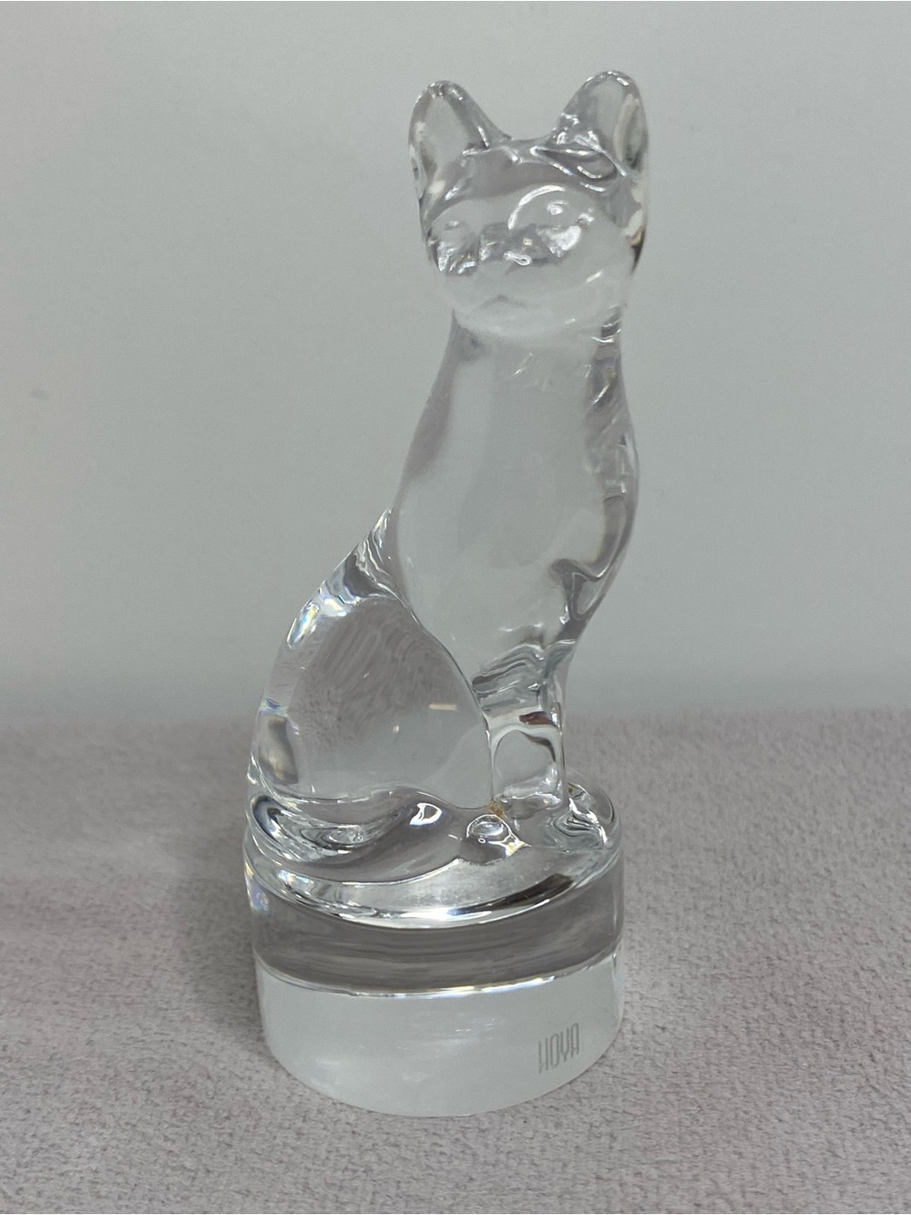 Hoya Japan Crystal Cat Figurine Art Glass Paperweight Sculpture